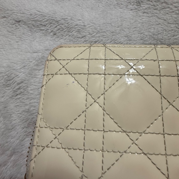 Dior Wallet - Picture 2 of 16